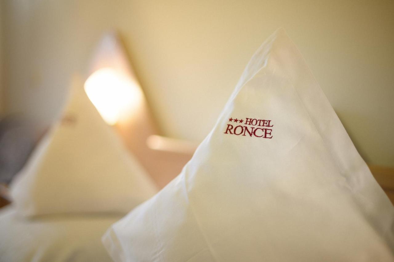 Hotel Ronce Ортізеї Екстер'єр фото