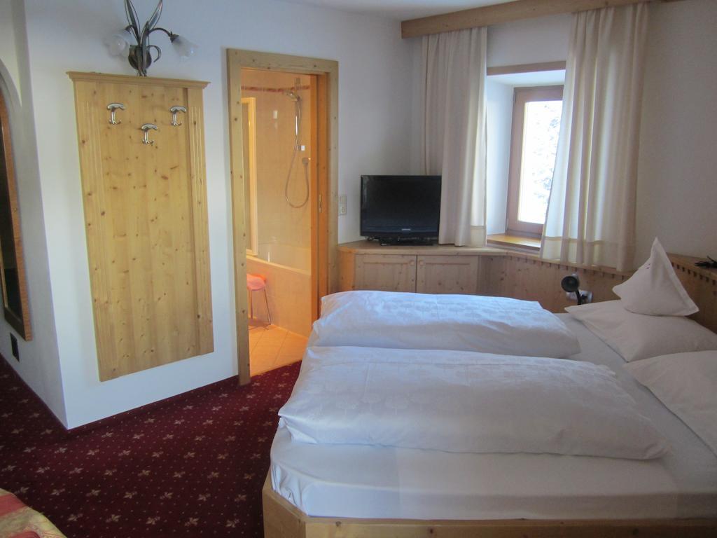 Hotel Ronce Ортізеї Номер фото